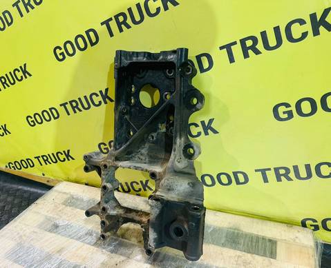 81413133013 Кронштейн рессоры передний левый для Man TGX I (с 2007)