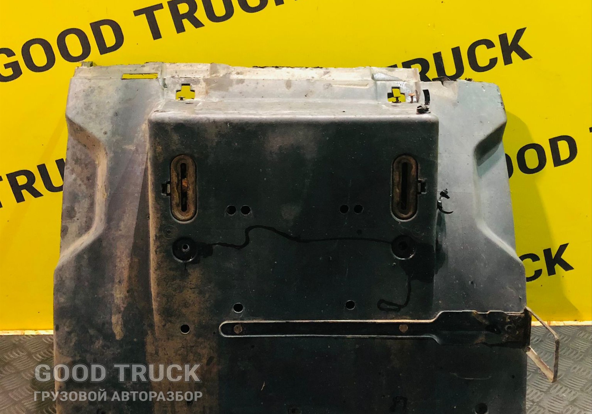 21094391 Крыло заднее Volvo FH, Volvo FM (локер) для Volvo FH 3 (с 2008 по 2012)