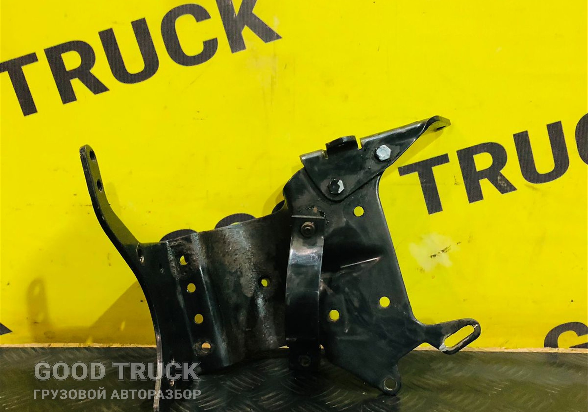 81517150416 Кронштейн модулятора для Man TGX для Man TGS I (с 2007)