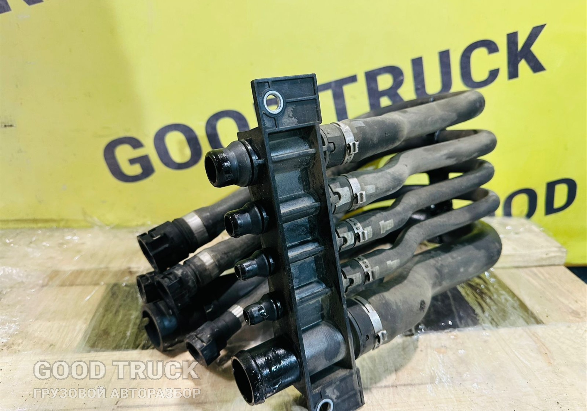 2190280 Опора шлангов системы охлаждения, подогреватель в сборе для Daf