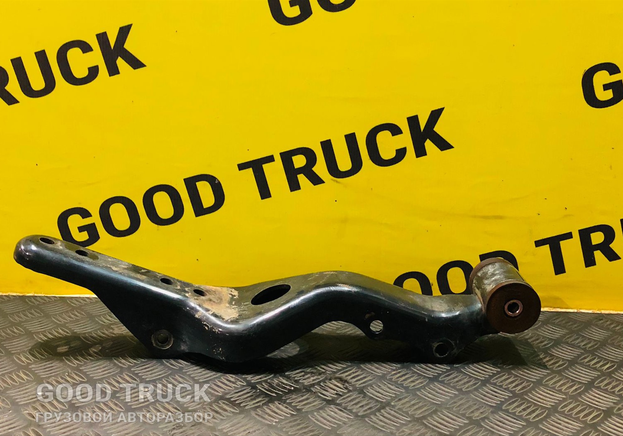 85417016001 Кронштейн замка кабины Man TGS II для Man TGS I (с 2007)