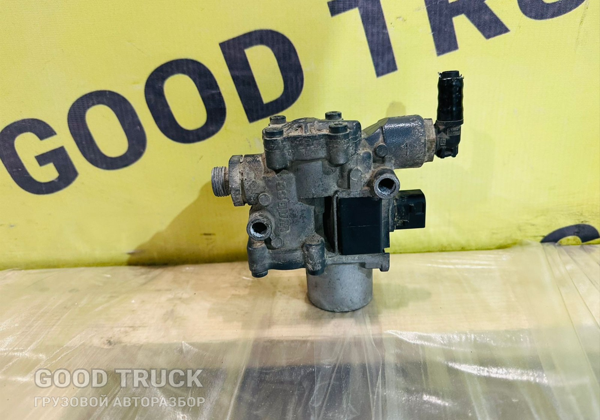 1808335 Кран ABS для Daf XG+