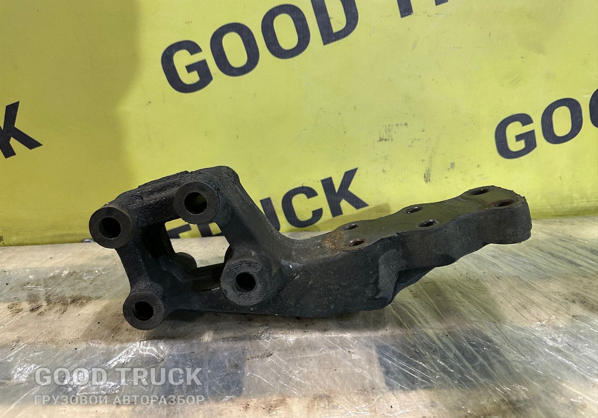 22673652 Кронштейн кабины Renault T, Volvo FH, Volvo FM для Volvo FH