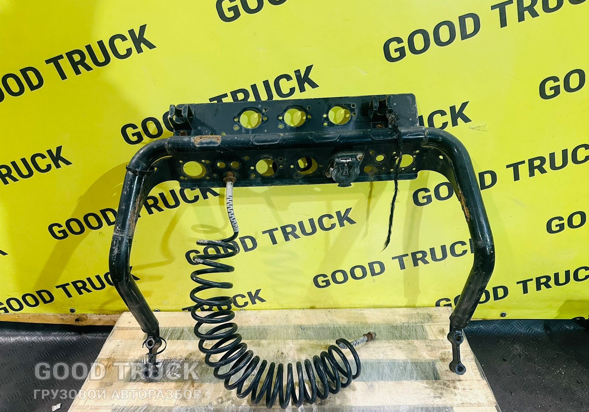 81517152273 Кронштейн перекидок для Man TGS