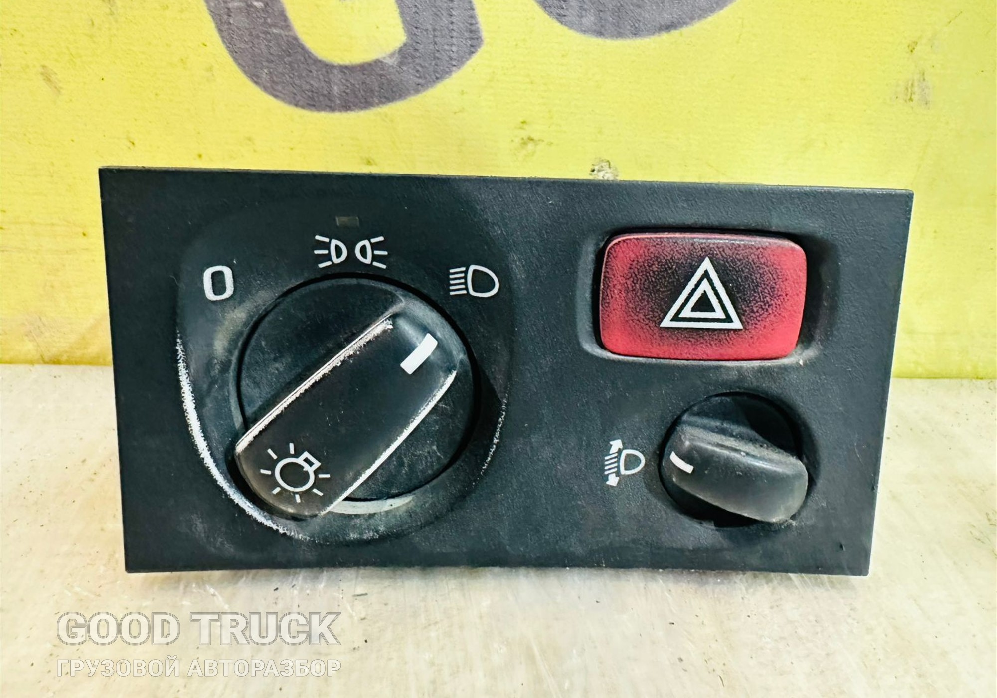 1540672 Переключатель света фар для Scania 5-series P (с 2004 по 2016)