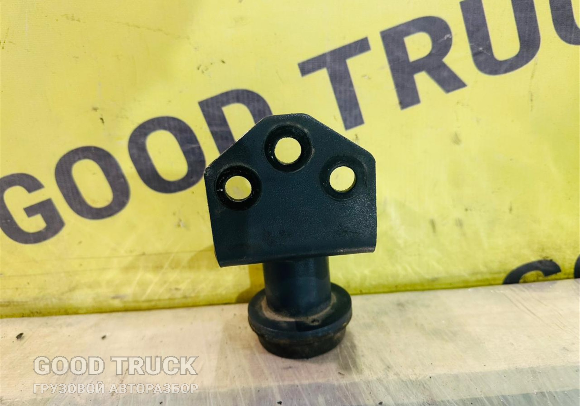 1950244 Отбойник передней рессоры для Daf XF