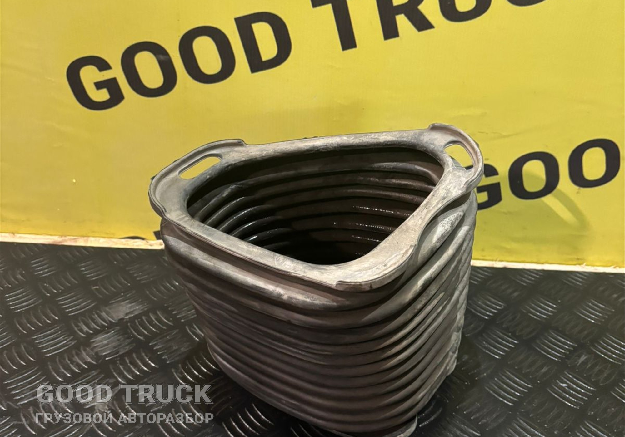 1750546 Гофра воздухозаборника для Scania 5-series R (с 2004 по 2016)