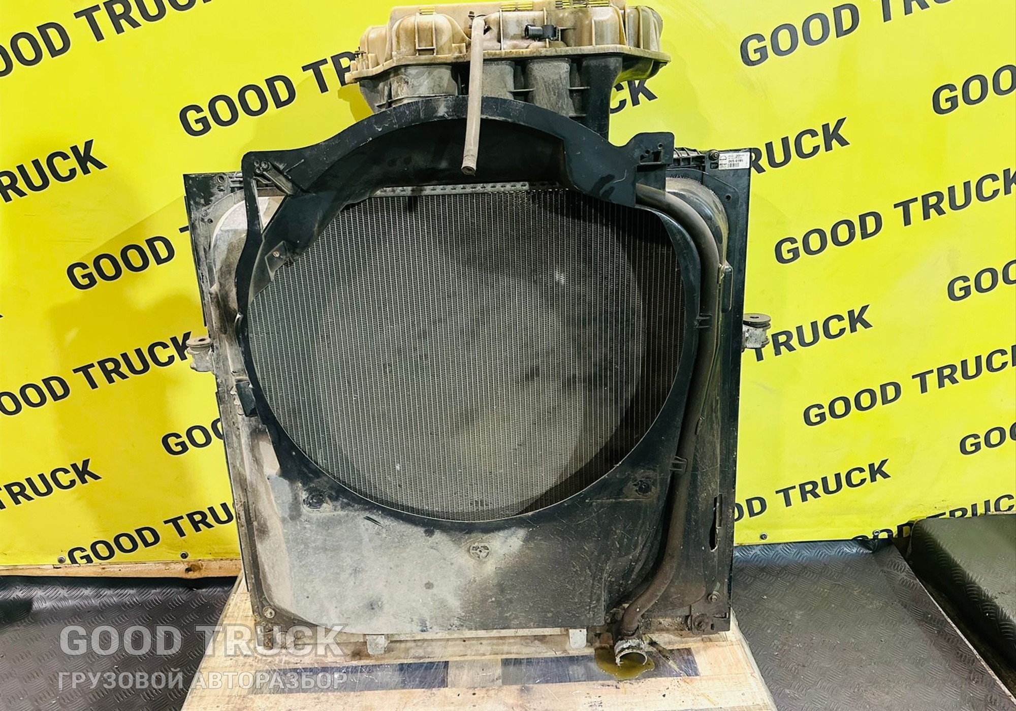 81061016522 Радиатор охлаждения 845*938*52 MAN TGA/TGS (широкий)