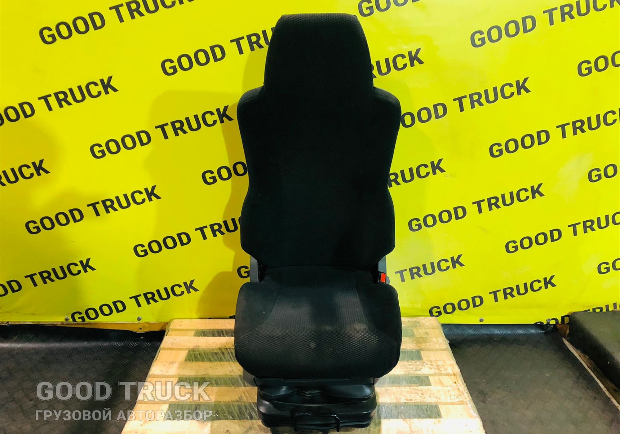 81623076516 Сиденье пассажирское для Man TGS II (с 2012)