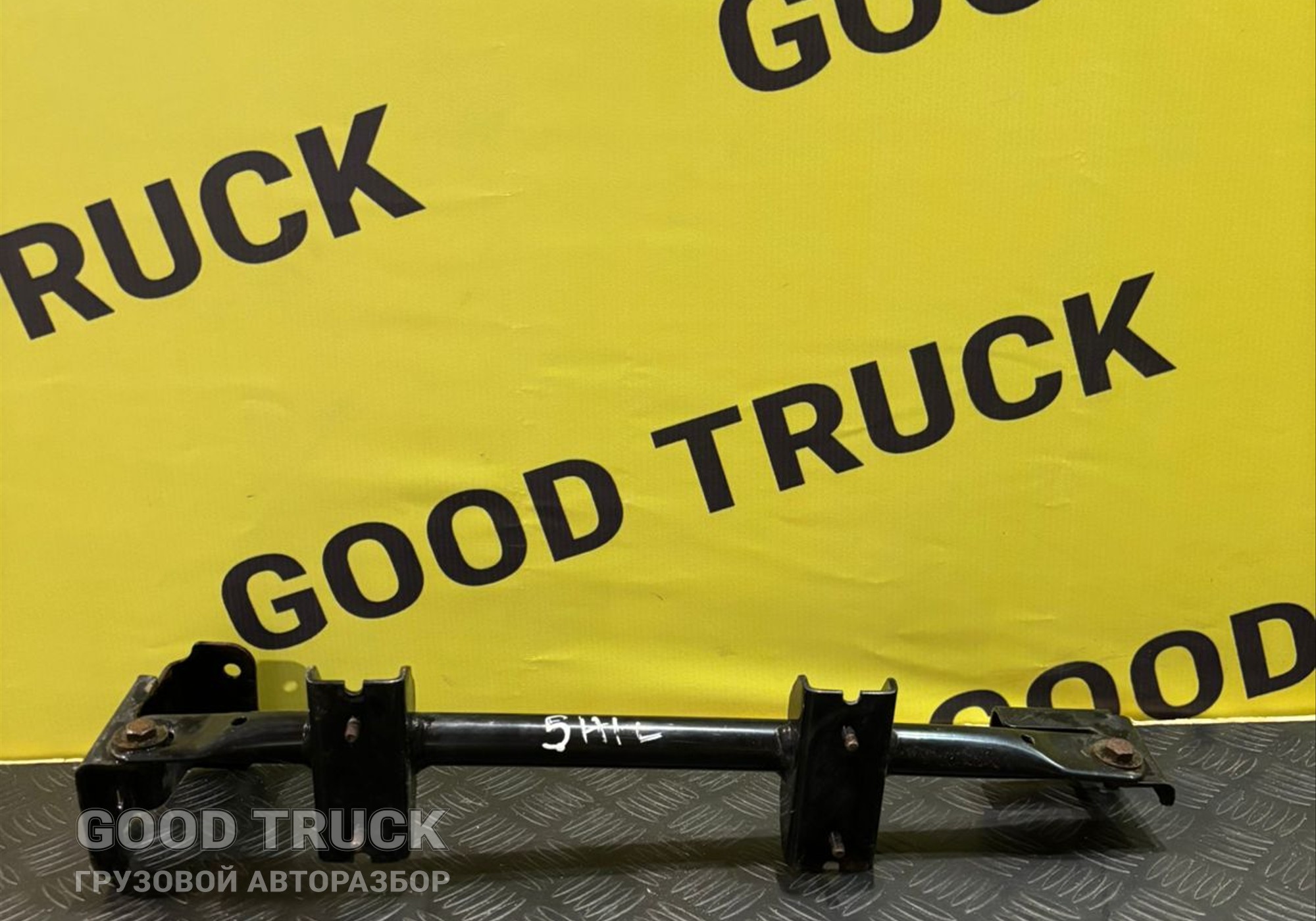 DZ16251230106 Кронштейн крыла прав для Shacman X6000 (с 2020)