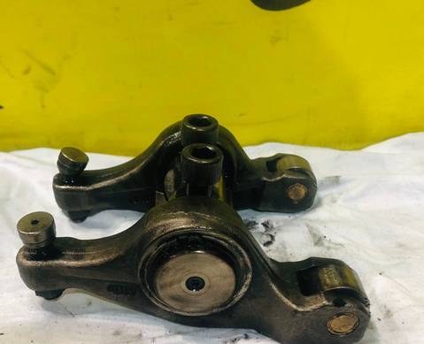 51042006029 Ось рокеров в сборе двигателя D2066 для Man TGX