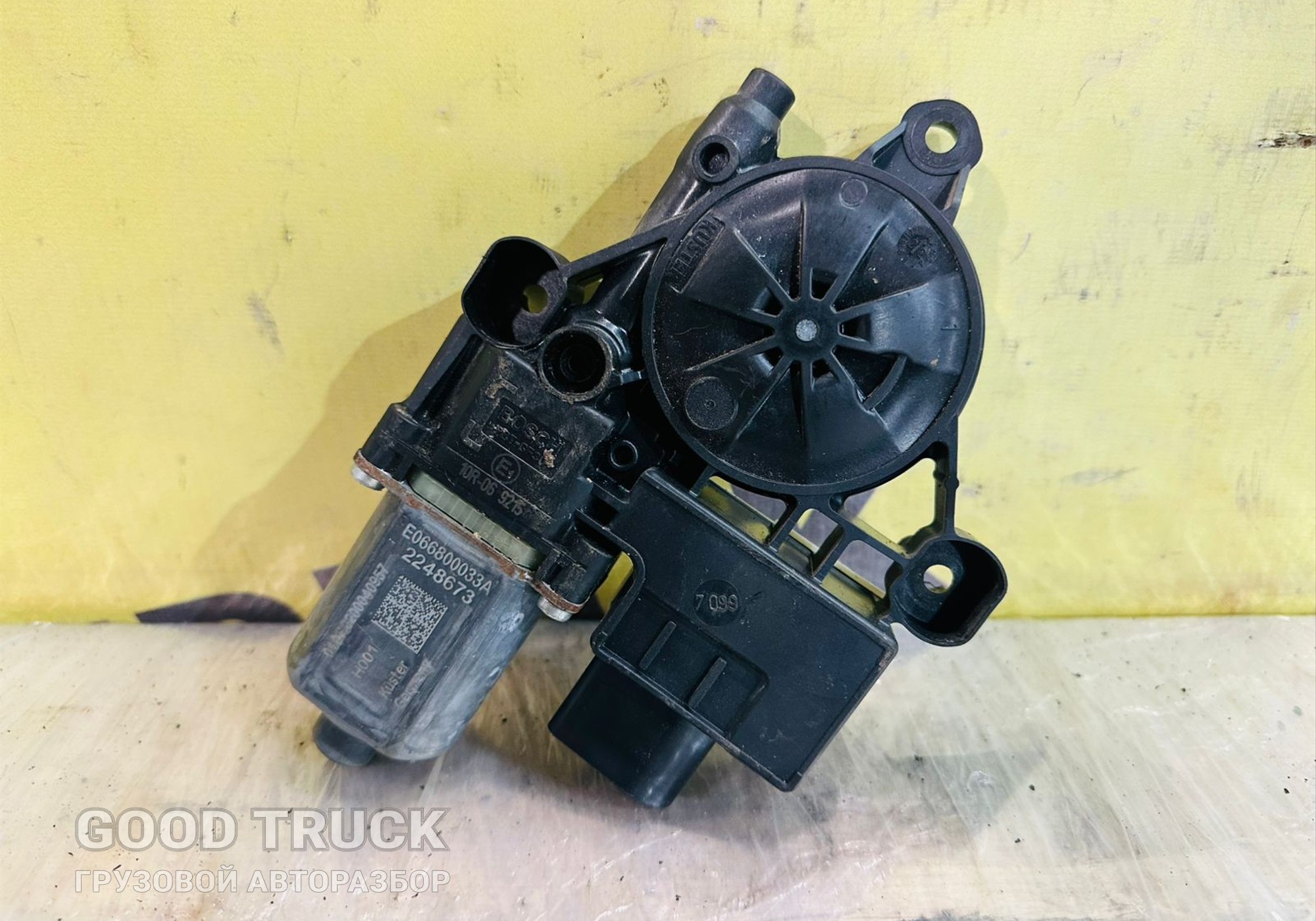 2248673 Моторчик стеклоподъемника для Daf XF