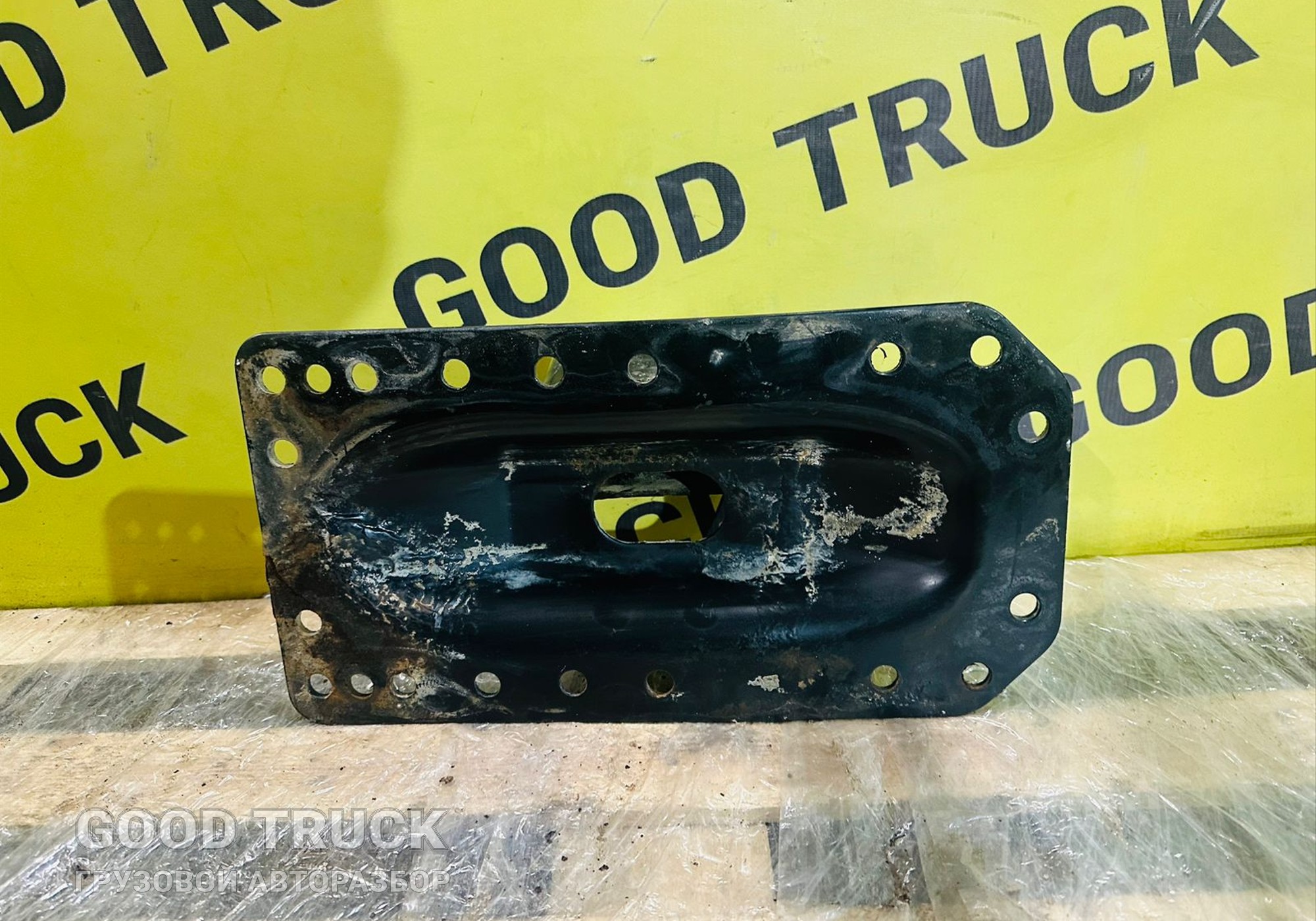 81412055057 Кронштейн траверсы под КПП для Man TGX II (с 2012)