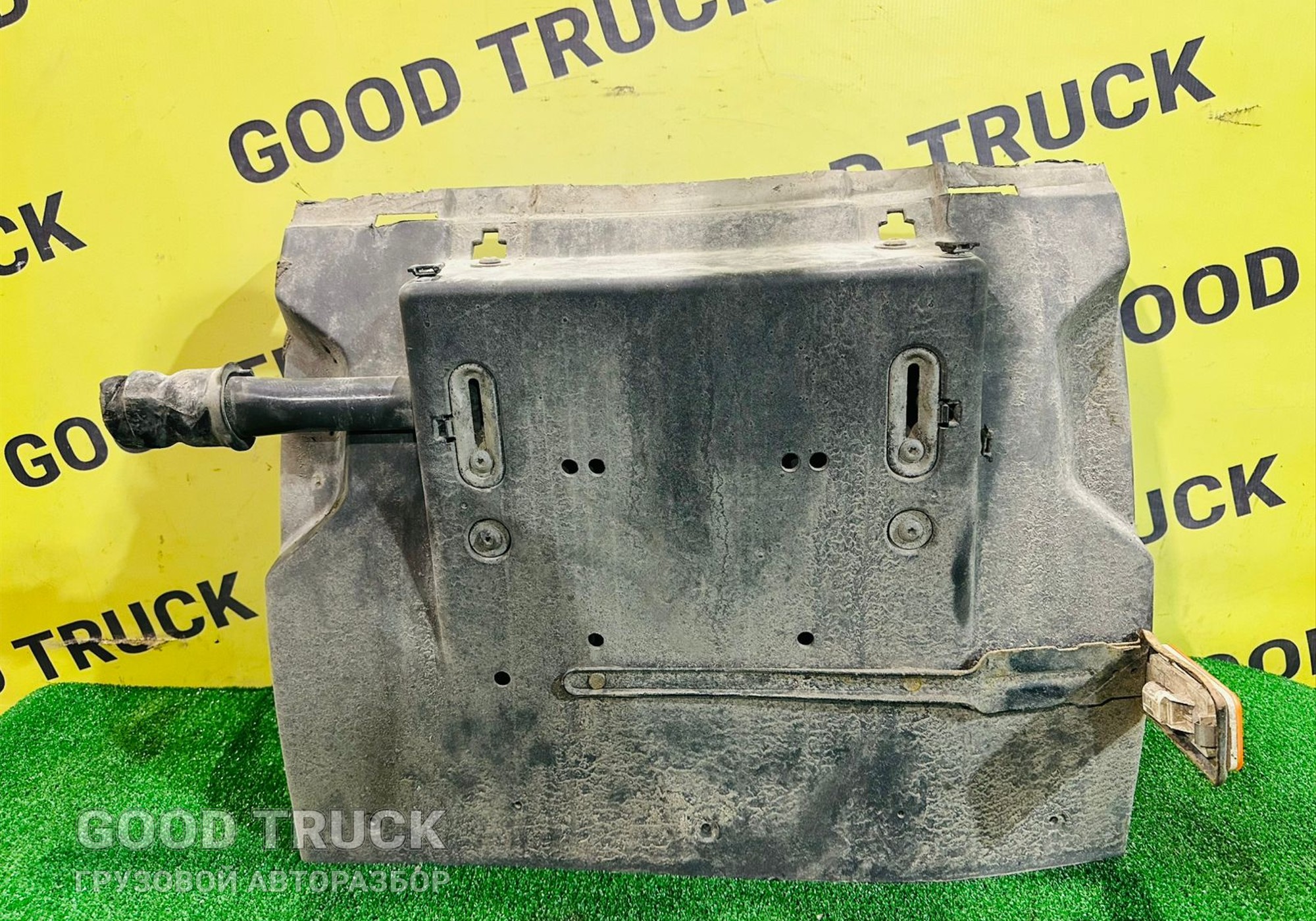 21094391 Крыло заднее правое для Volvo FH