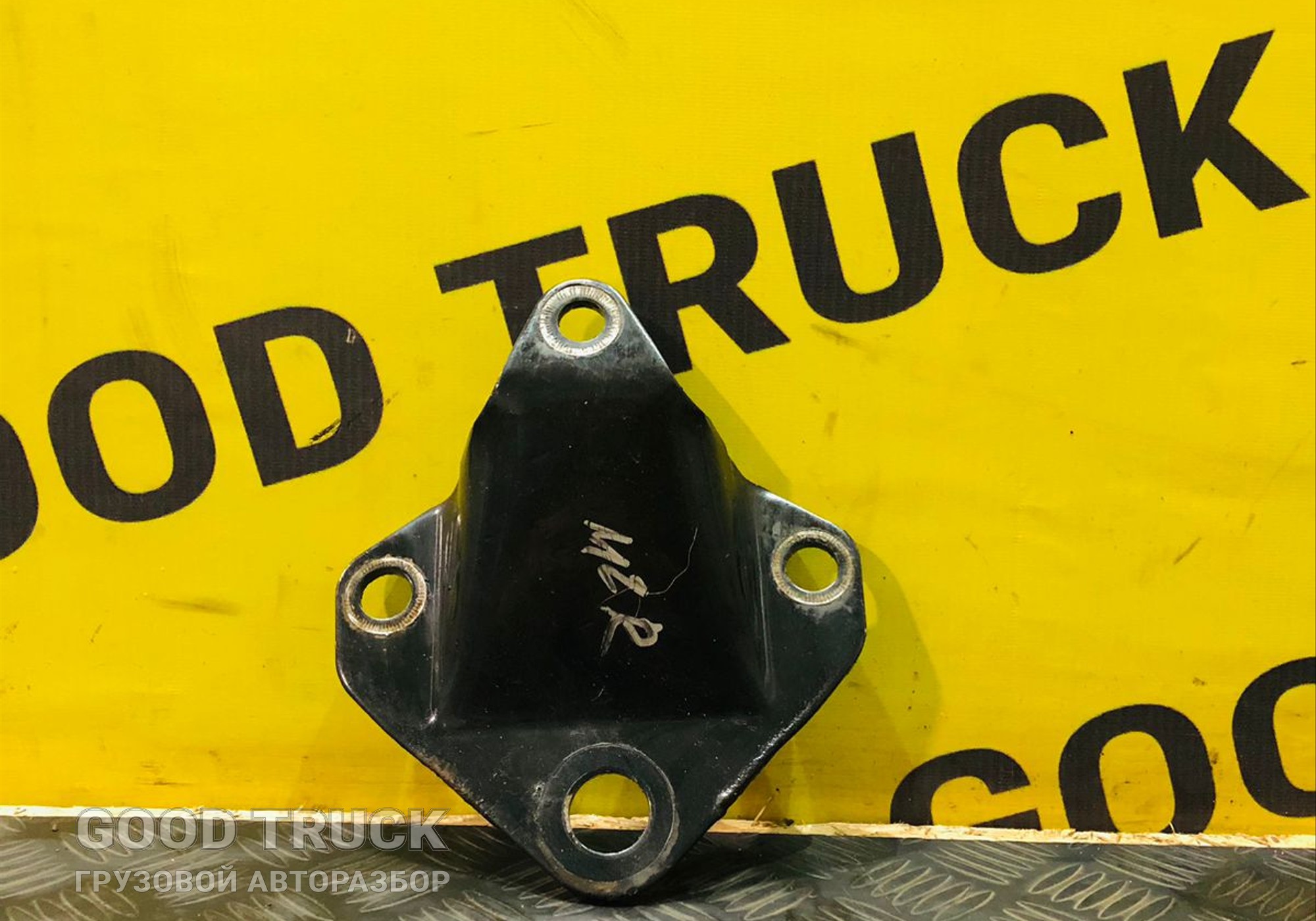 81417200136 Кронштейн рессоры передней Man TGX I для Man TGX I (с 2007)