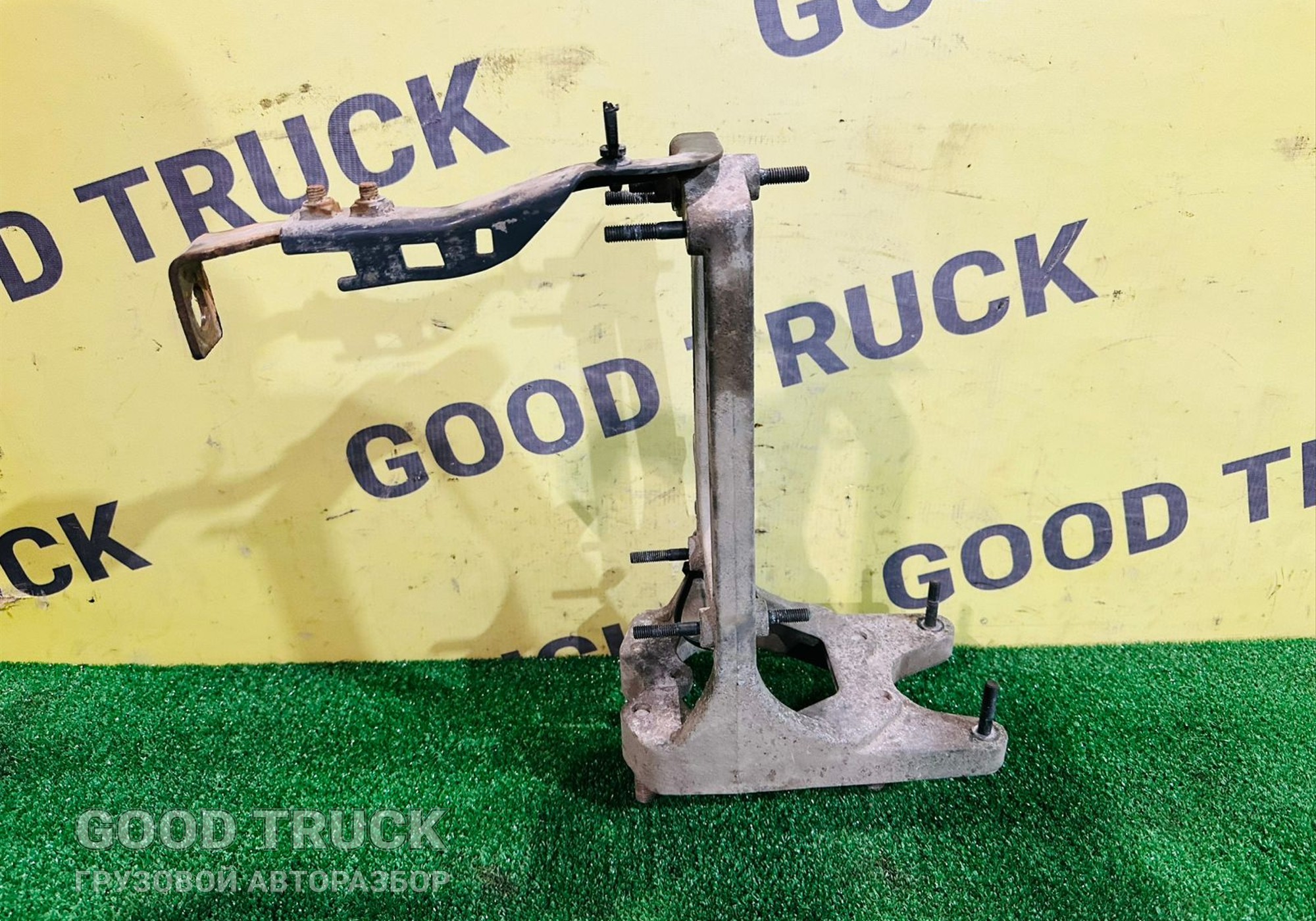 21395956 Кронштейн блока управления для Renault T