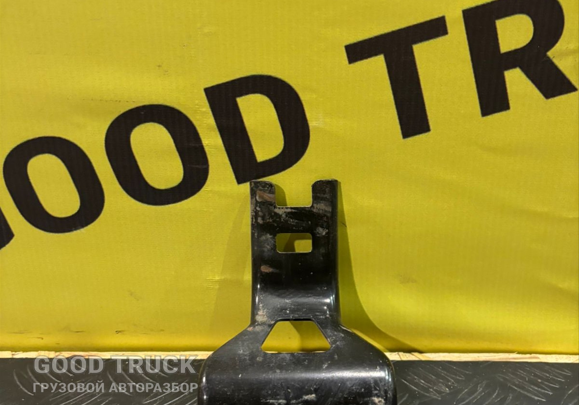 DZ9X259189300 Кронштейн проводки для Shacman X6000 (с 2020)