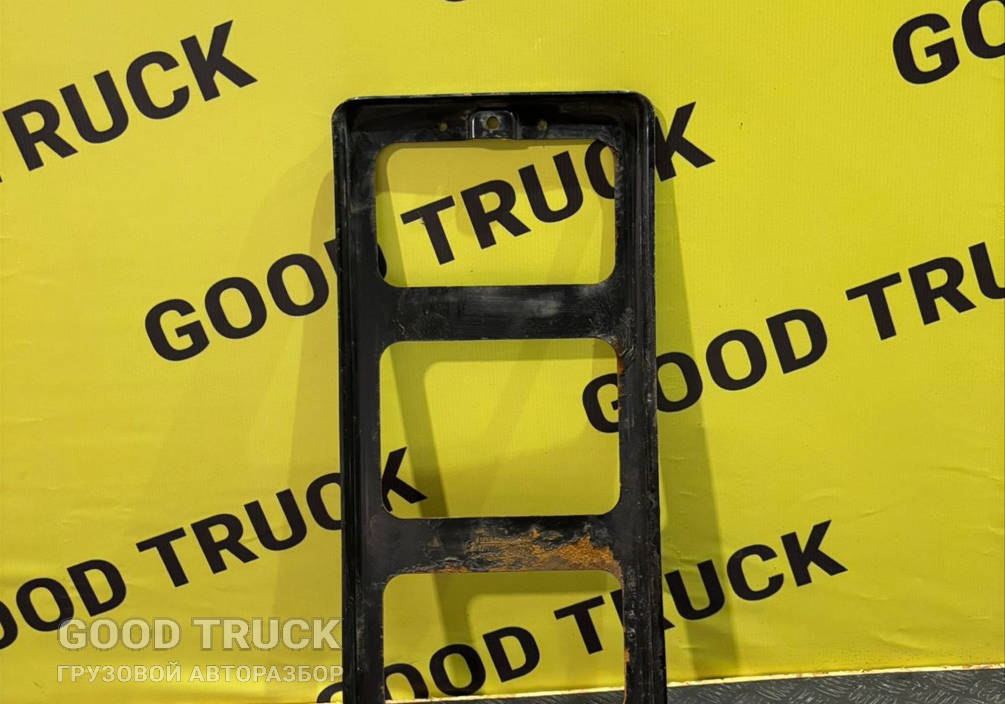 DZ9X259760478 Пластина прижимная аккумулятора для Shacman X6000 (с 2020)