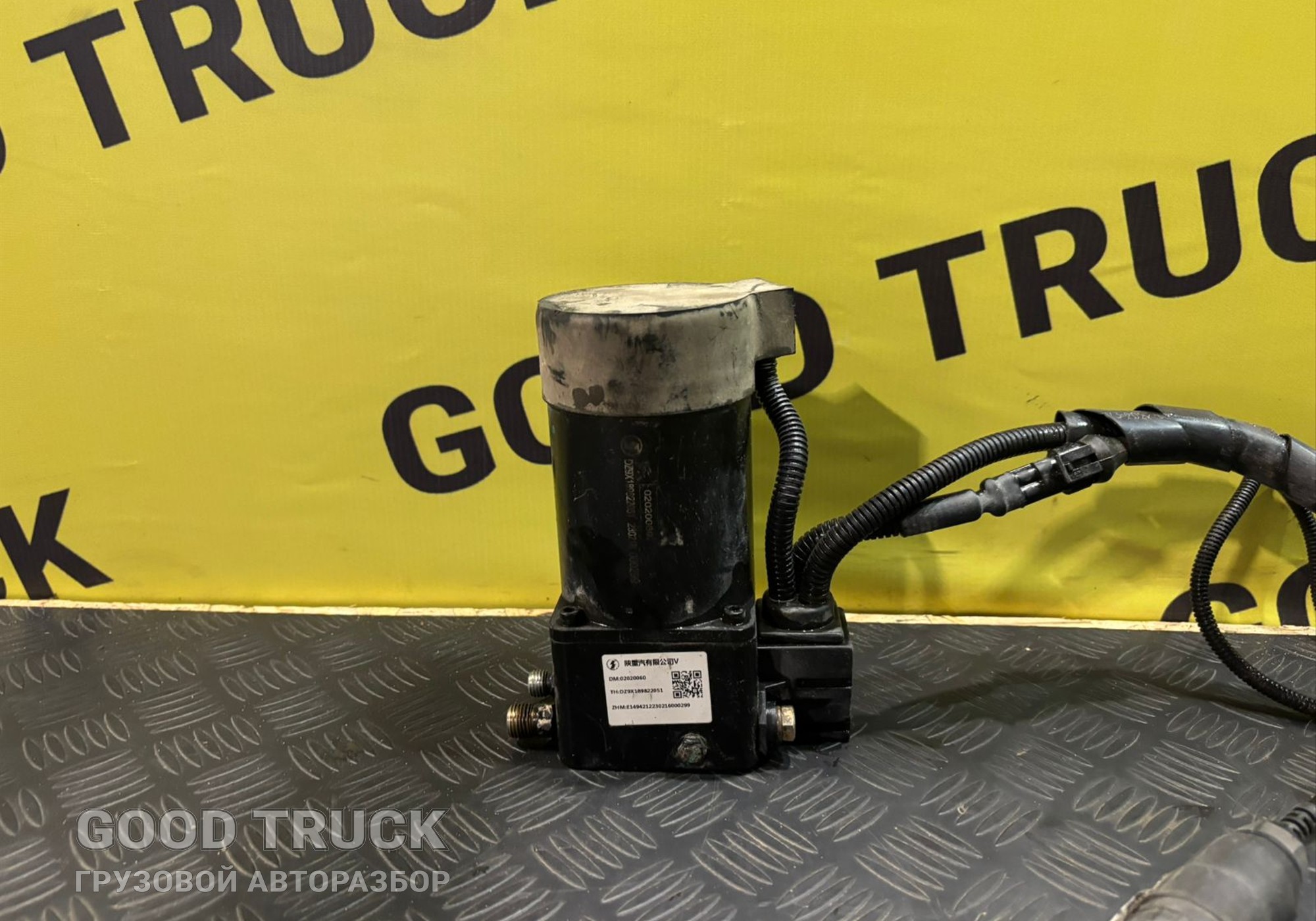 DZ9X189822051 Насос подъема кабины Shacman X6000 для Shacman X6000 (с 2020)