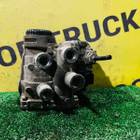 1747137 Кран управления тормозами прицепа