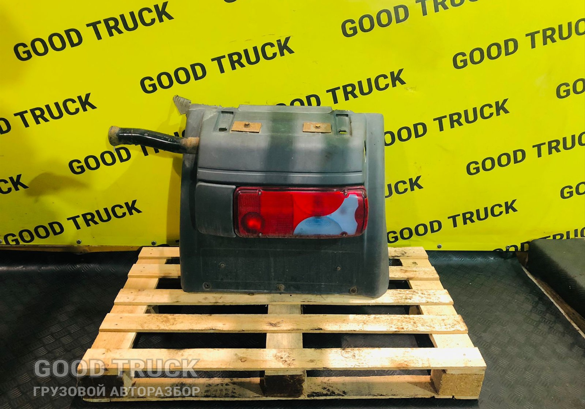 254069608 Крыло заднее правое (в сборе)