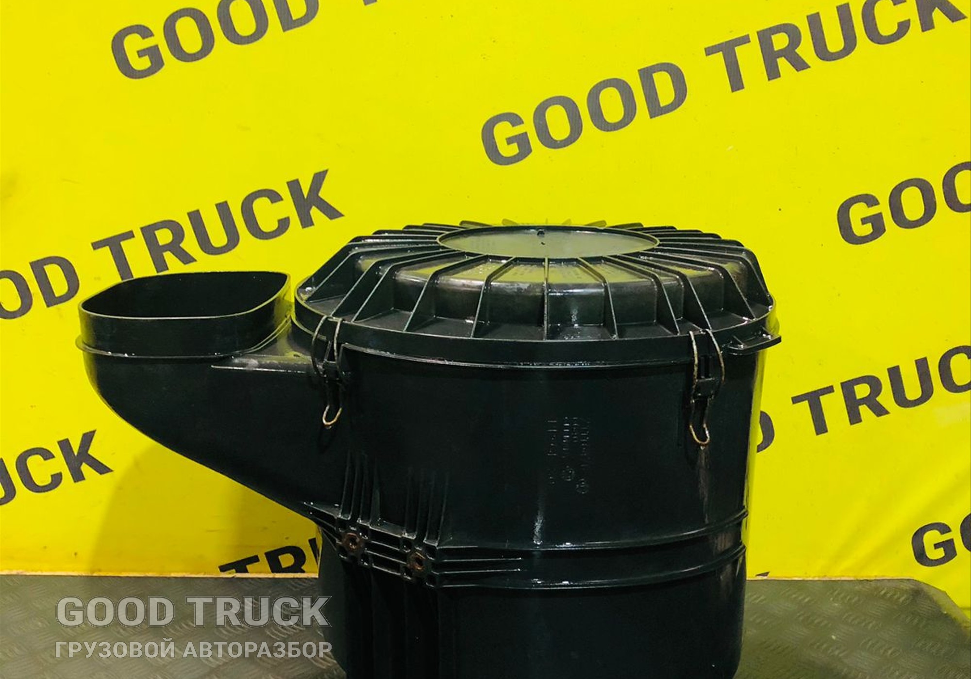 21115481 Воздушный фильтр Volvo FH для Volvo FH 3 (с 2008 по 2012)