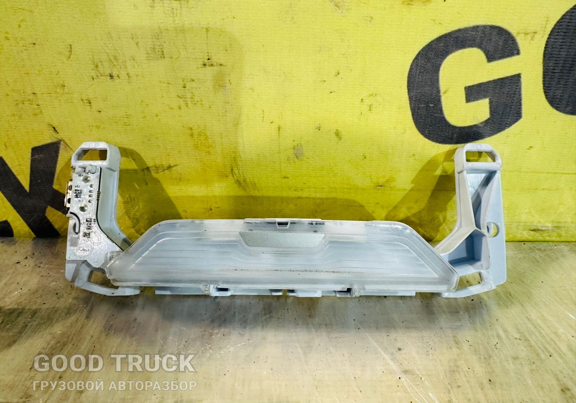 2296130 Плафон внутреннего освещения для Daf XF