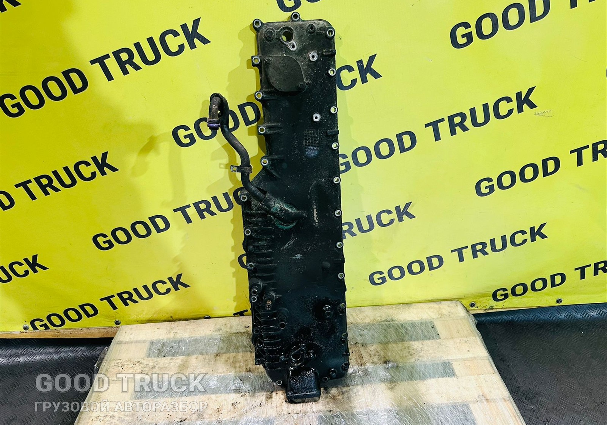 21423744 Крышка масляного радиатора для Volvo