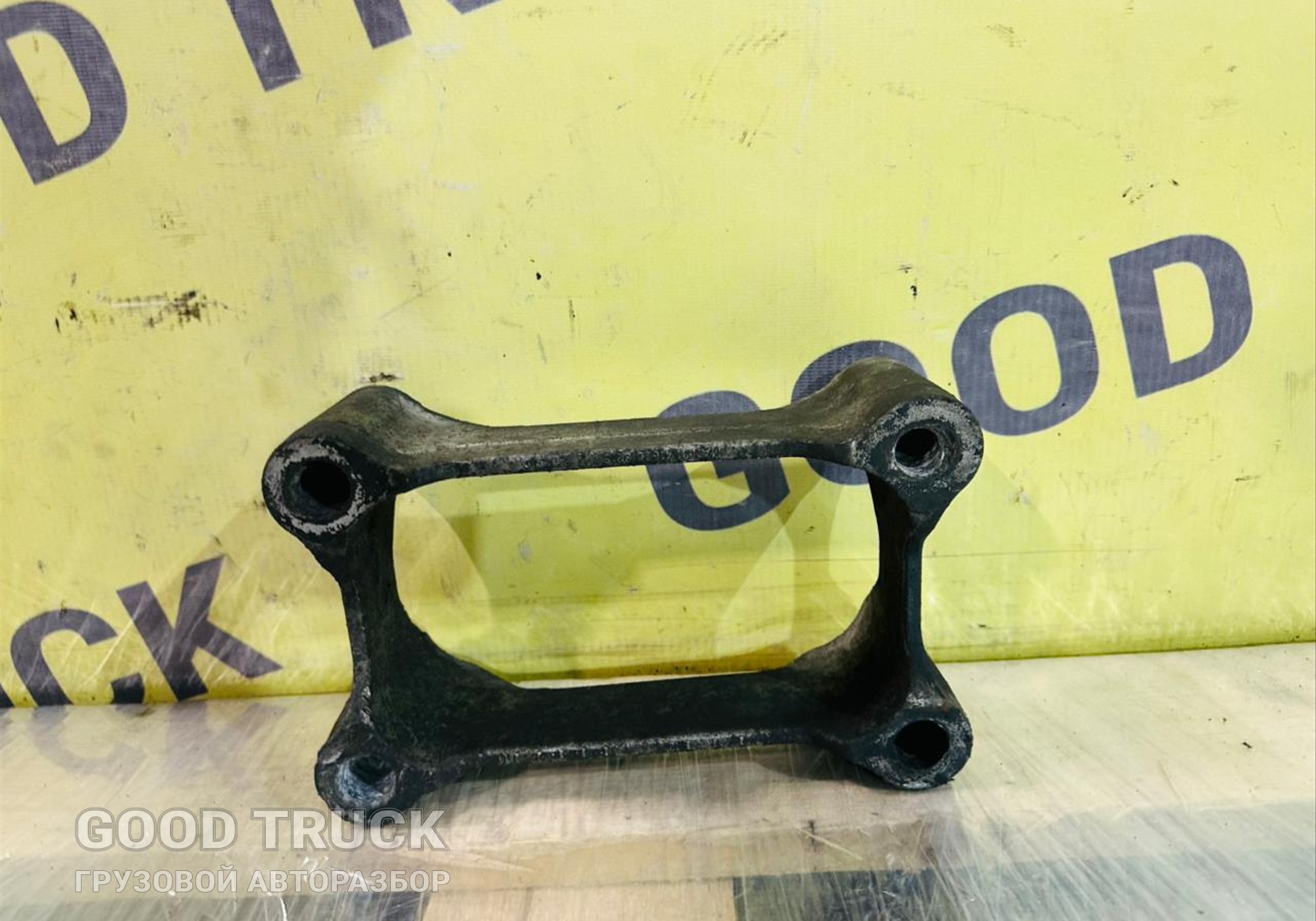 81418200218 Кронштейн топливного бака для Man TGX II (с 2012)