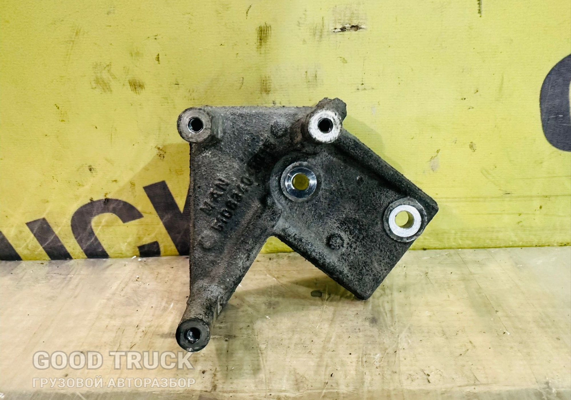 51063403015 Кронштейн клапана ограничения давления для Man TGX II (с 2012)