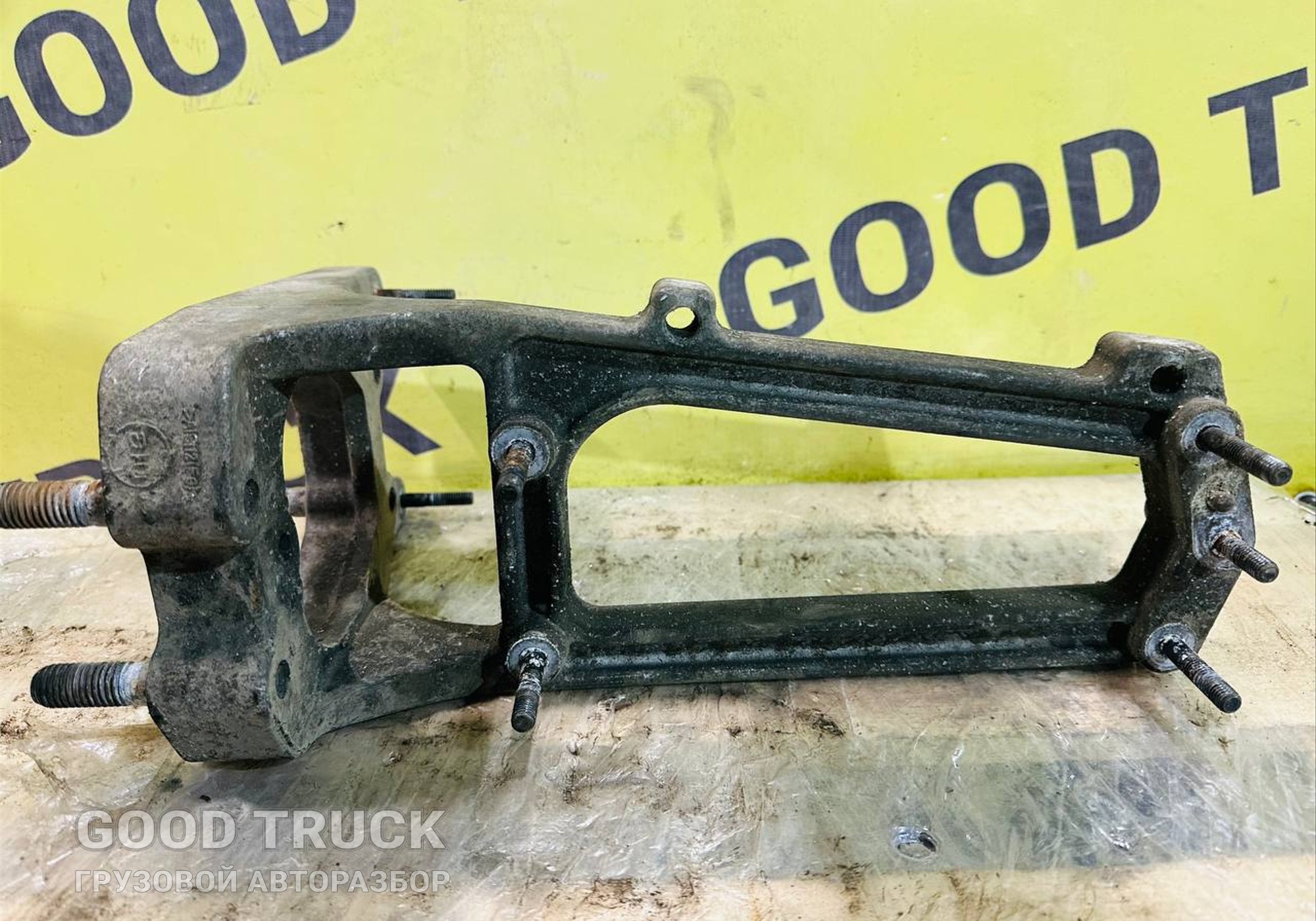 21658350 Кронштейн блоков управления шасси для Volvo