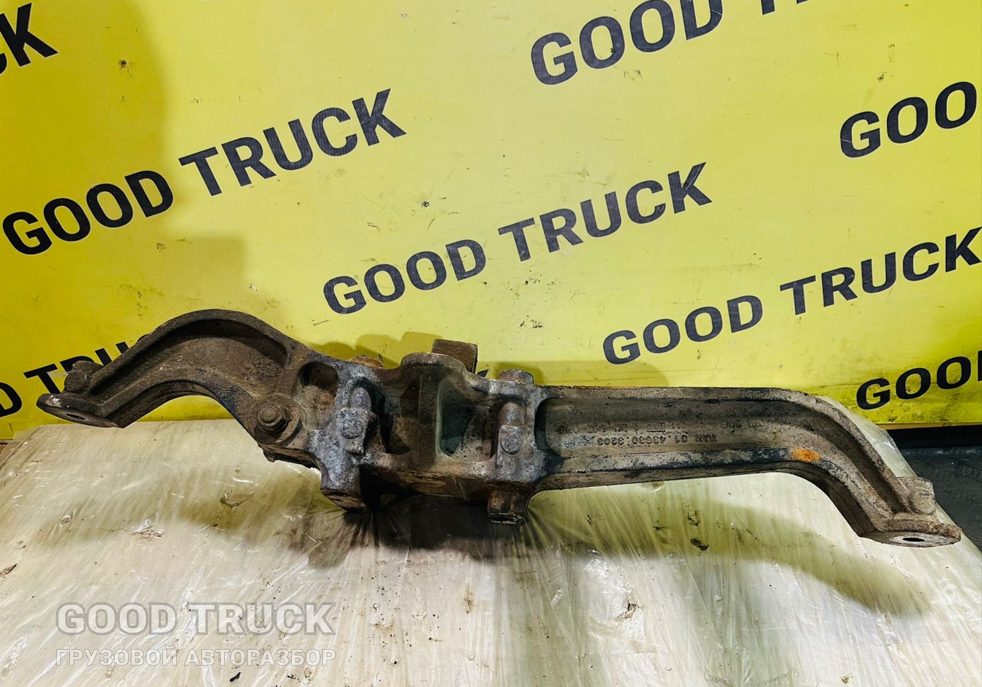 81436303203 Кронштейн пневморессоры левый для Man TGX II (с 2012)