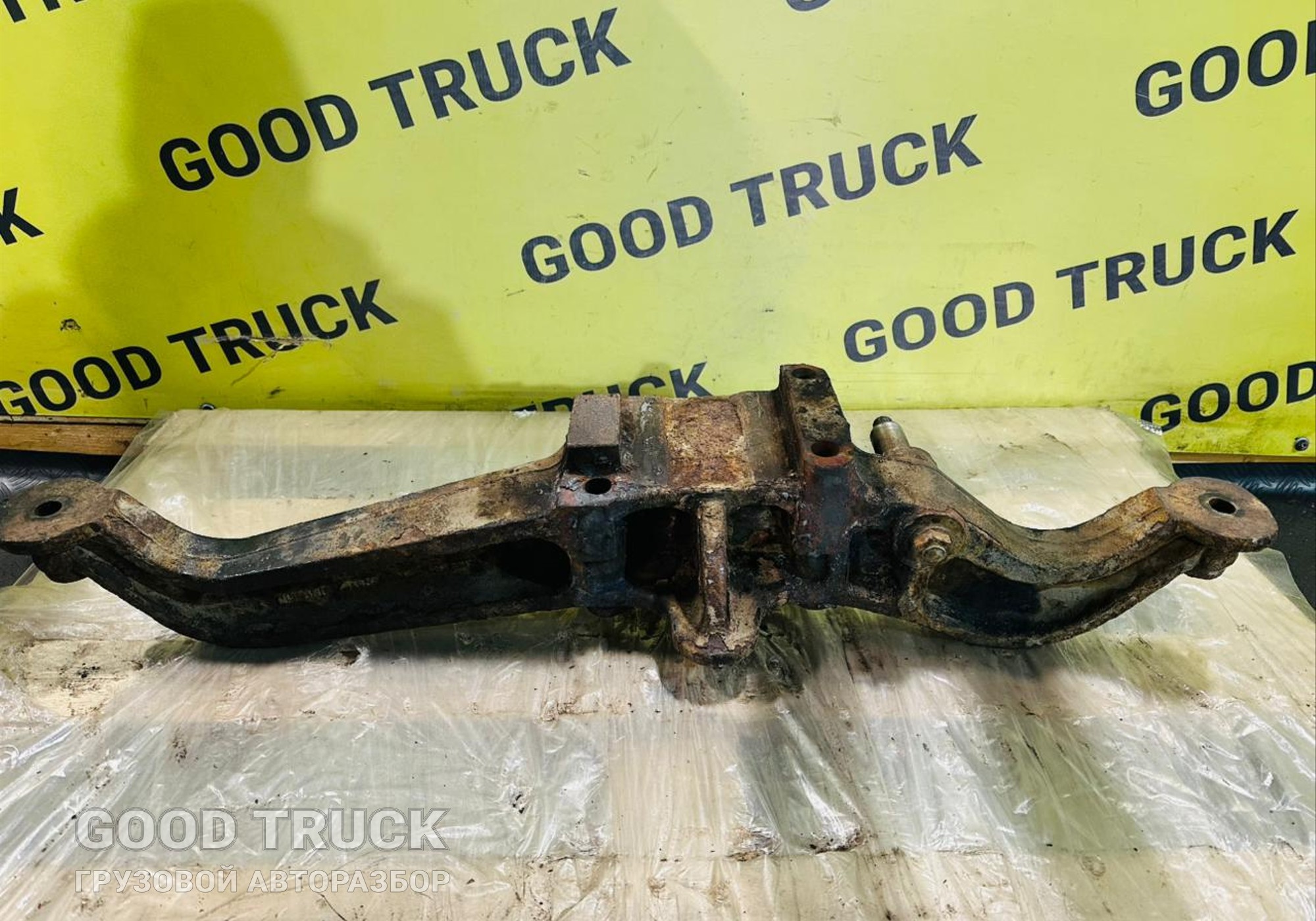 81436303203 Кронштейн пневморессоры левый для Man TGX II (с 2012)