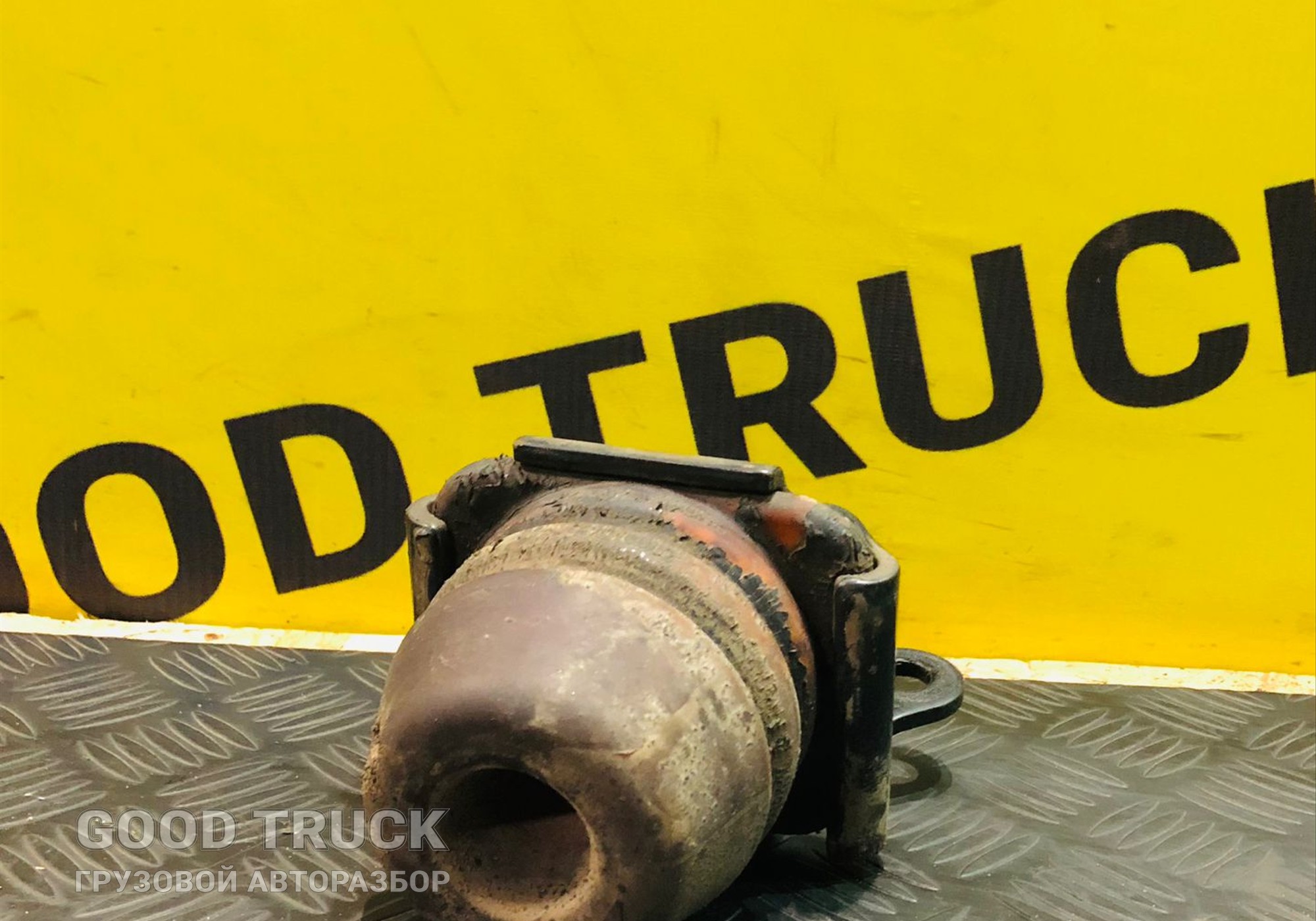 81414016036 Отбойник передней рессоры Man TGX для Man TGA