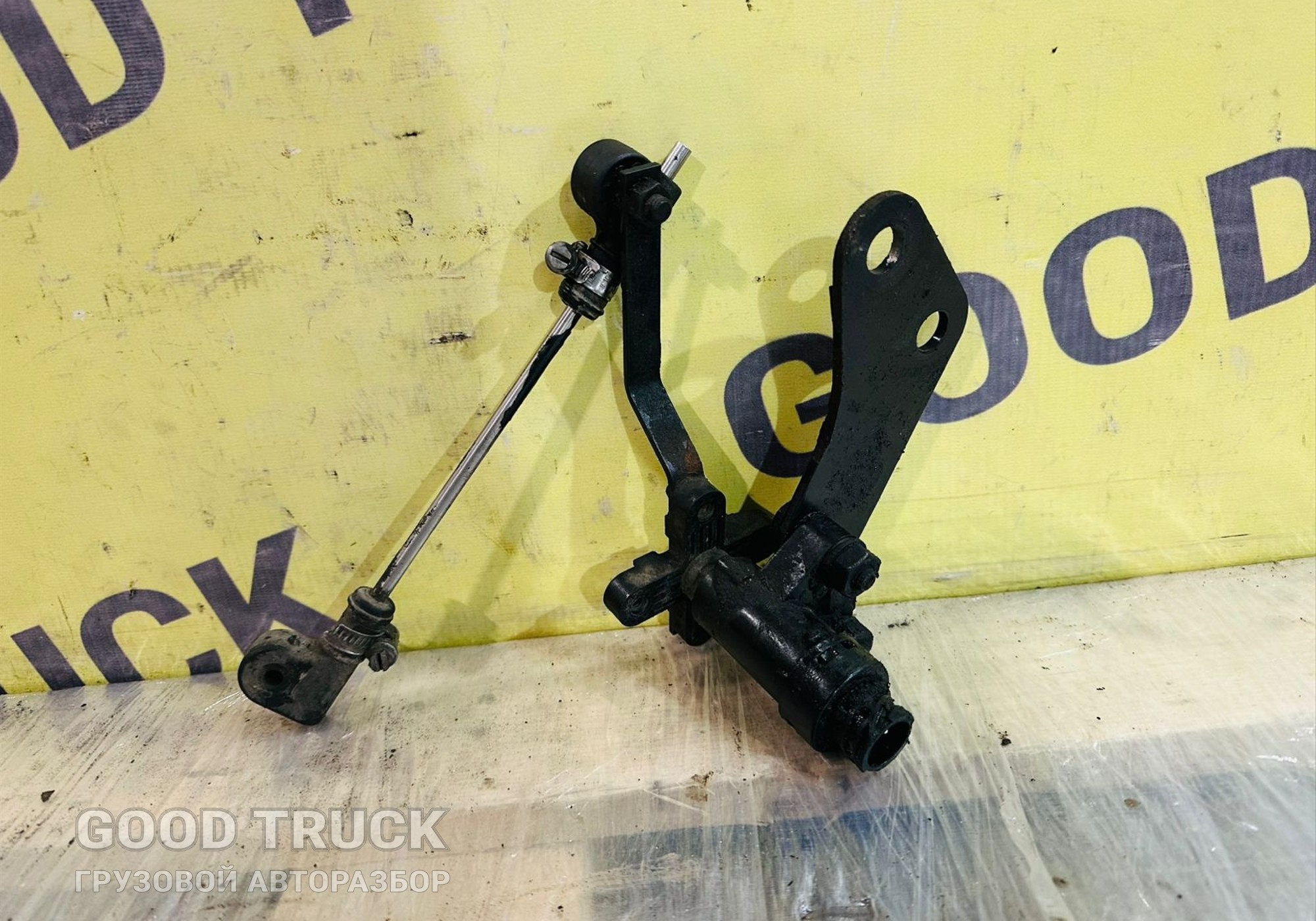 81259370040 Кран уровня пола для Man TGX I (с 2007)