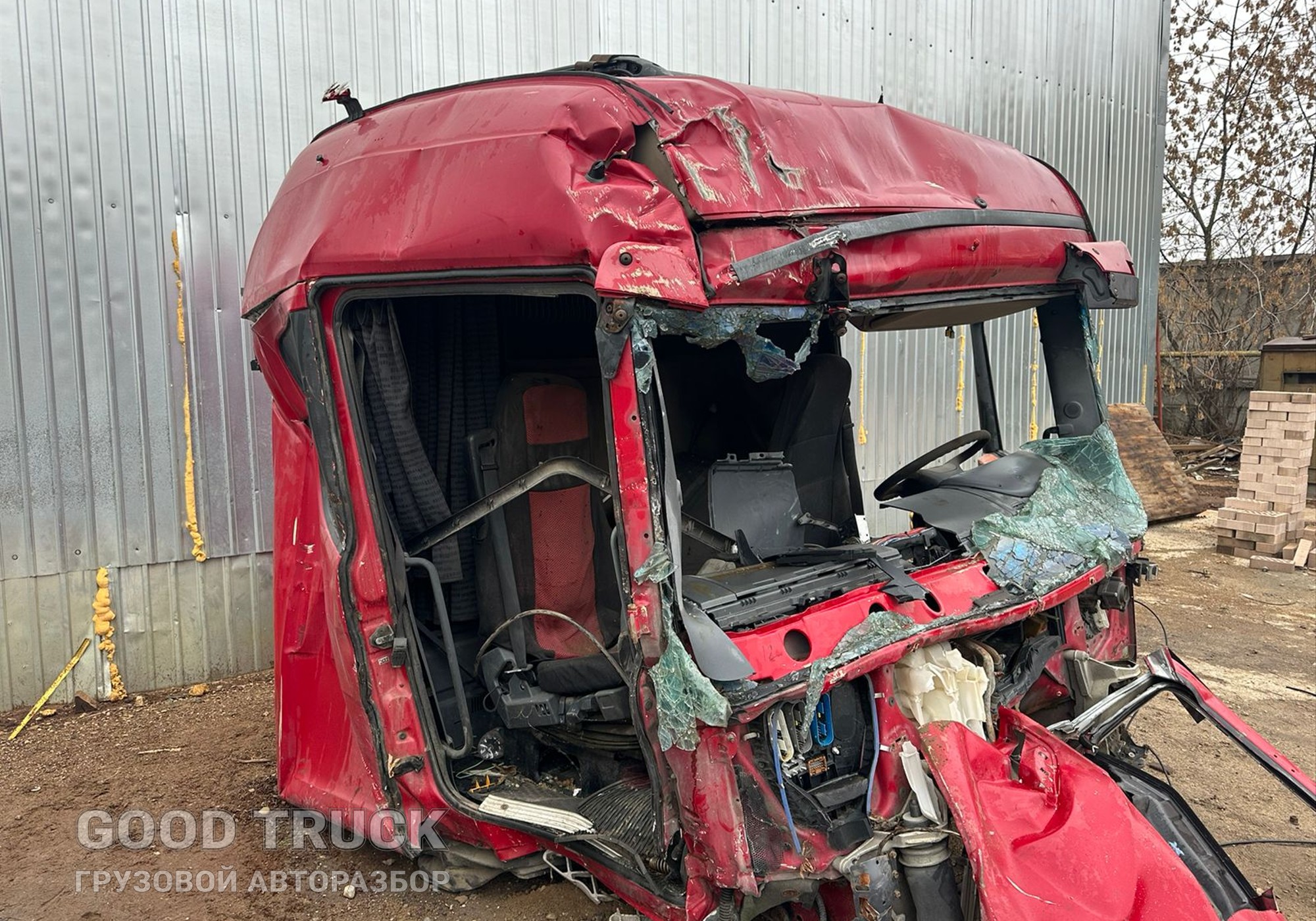 1767899 Кабина в разборе для Scania 5-series R (с 2004 по 2016)