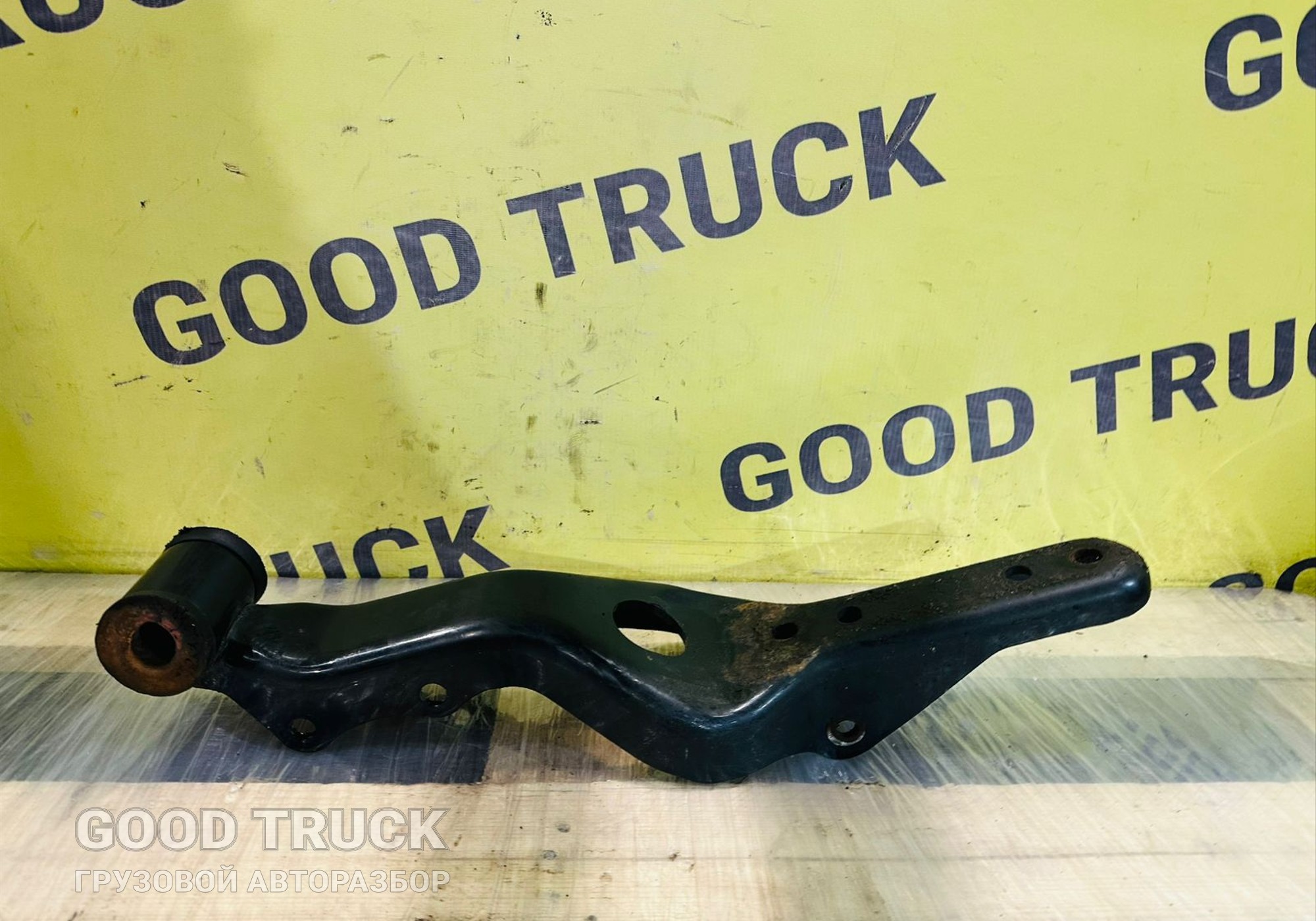 85417016001 Кронштейн замка кабины MAN TGA, TGX, TGS для Man TGX II (с 2012)