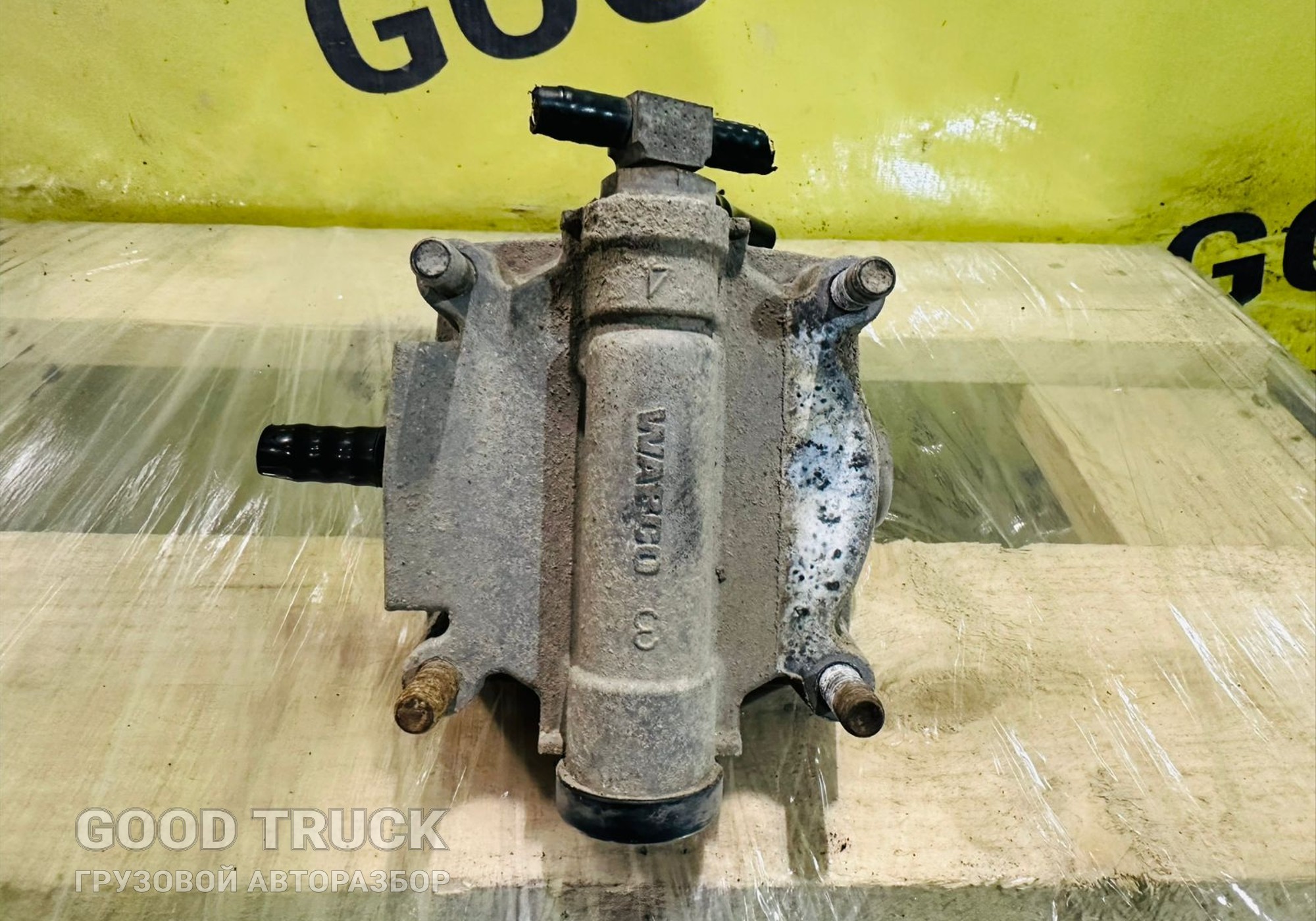 1808338 Клапан ускорительный для Daf XG