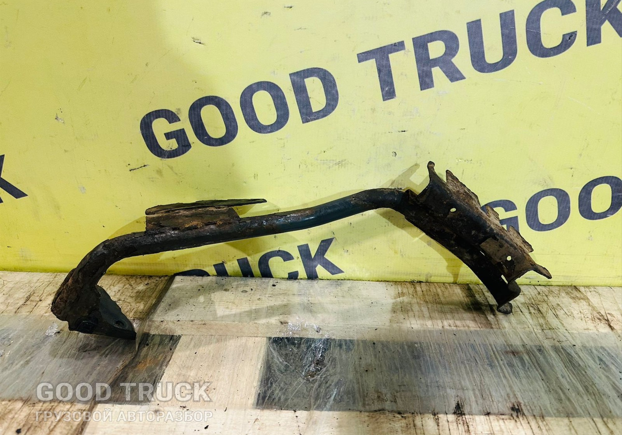 21042933 Кронштейн проводки фары правой для Volvo FH 3 (с 2008 по 2012)