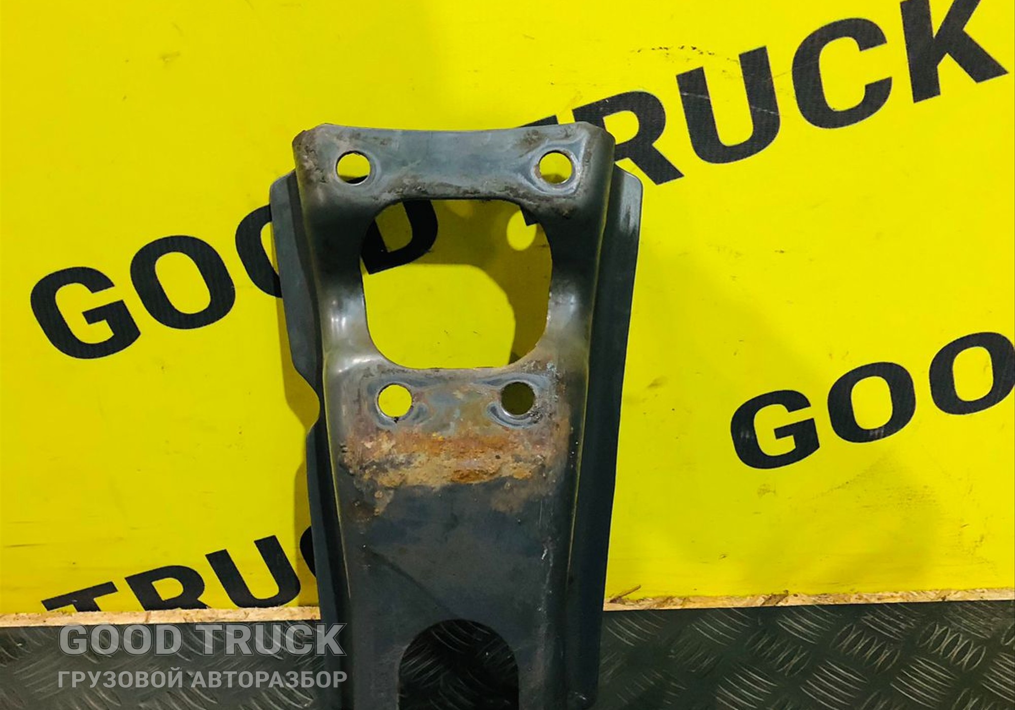 21507833 Кронштейн амортизатора переднего Volvo FH для Volvo FH 3 (с 2008 по 2012)