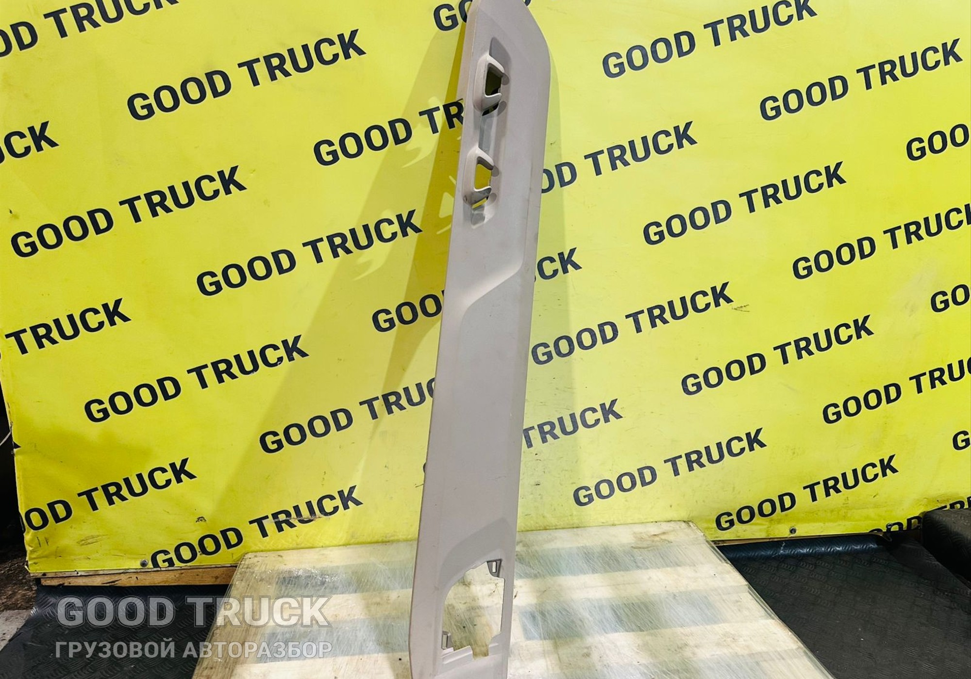 2269195 Накладка декоративная салона