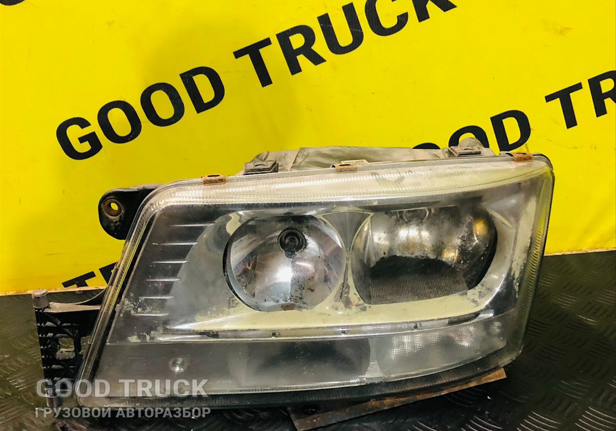 81251016659 Фара головного света лев. MAN TGX для Man TGX I (с 2007)