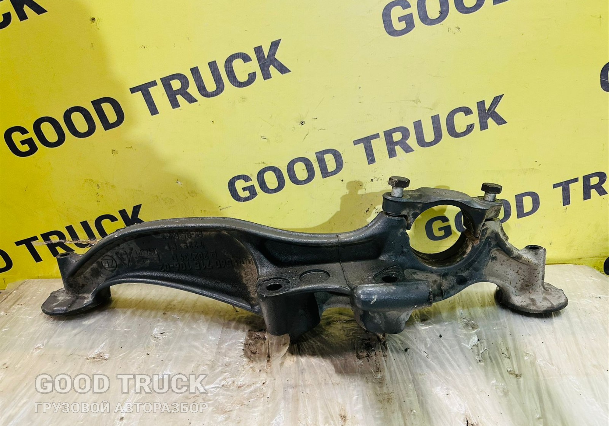 1896601 Кронштейн пневморессоры левый для Daf XF106