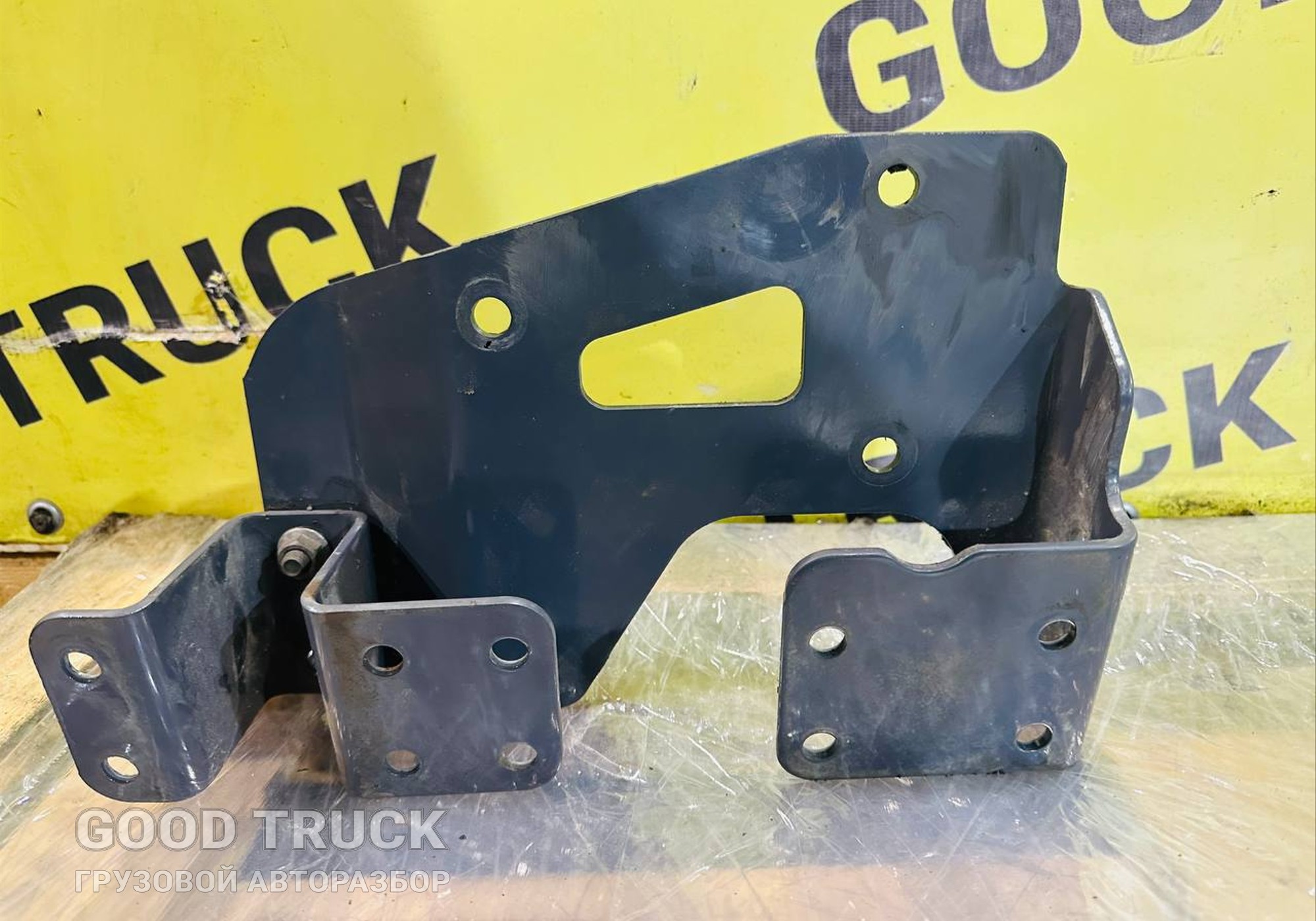 1934161 Кронштейн осушителя воздуха для Daf XF106