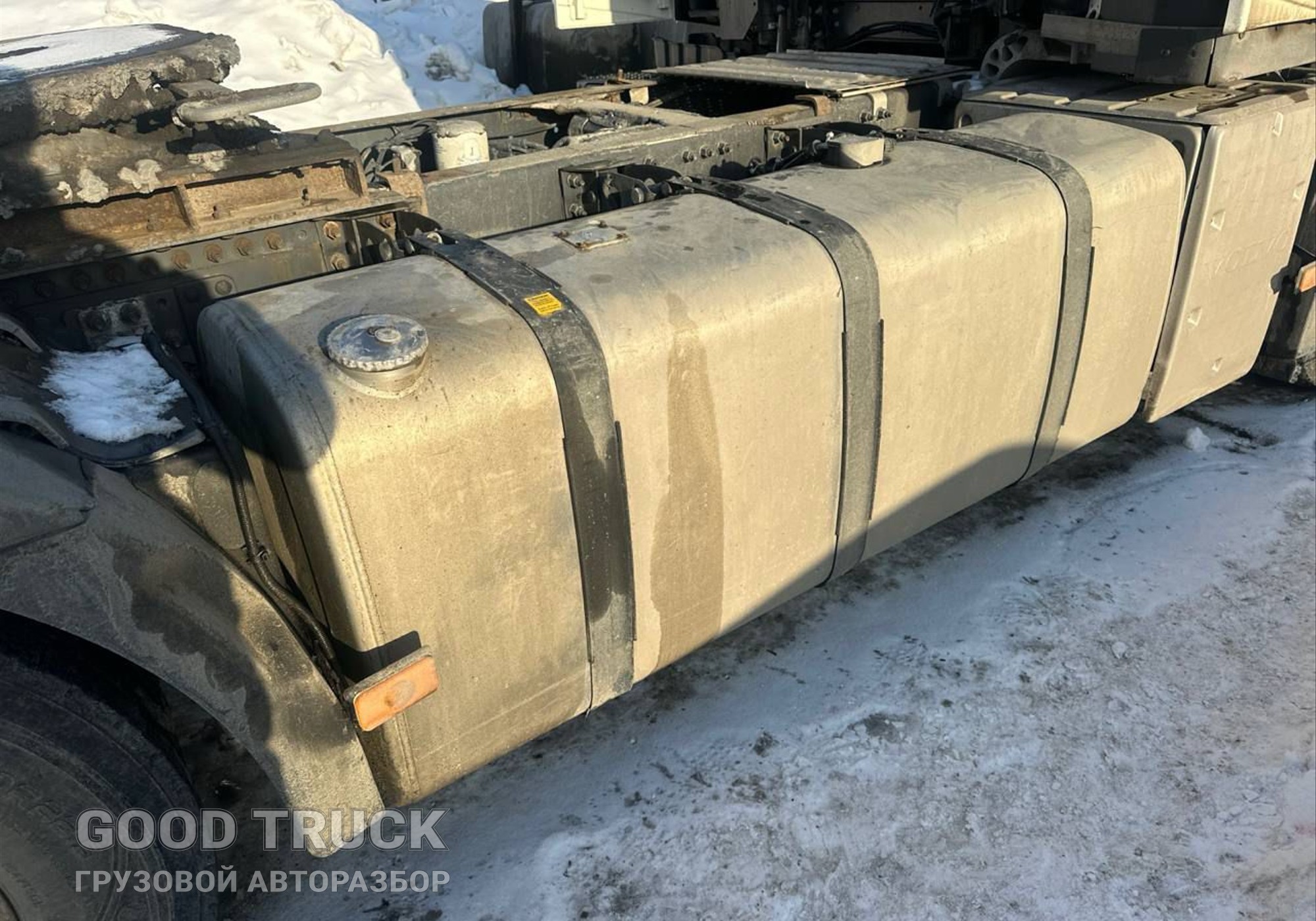 21516457 Бак топливный 730 литров для Volvo FH 4 (с 2012)