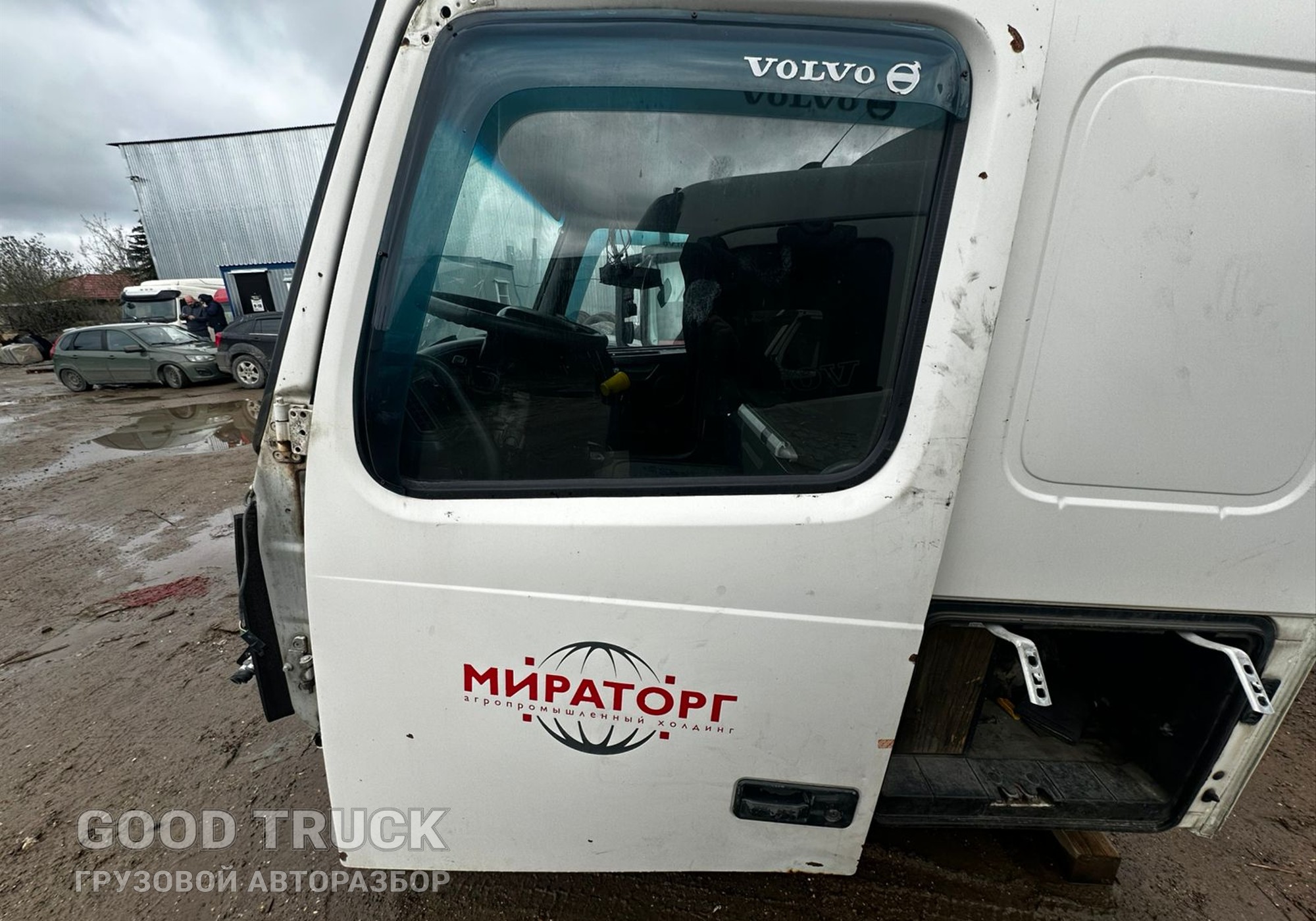 20360542 Дверь левая (водительская) для Volvo FH 3 (с 2008 по 2012)