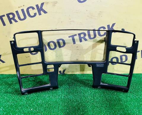 1728037 Накладка панели приборов для Scania