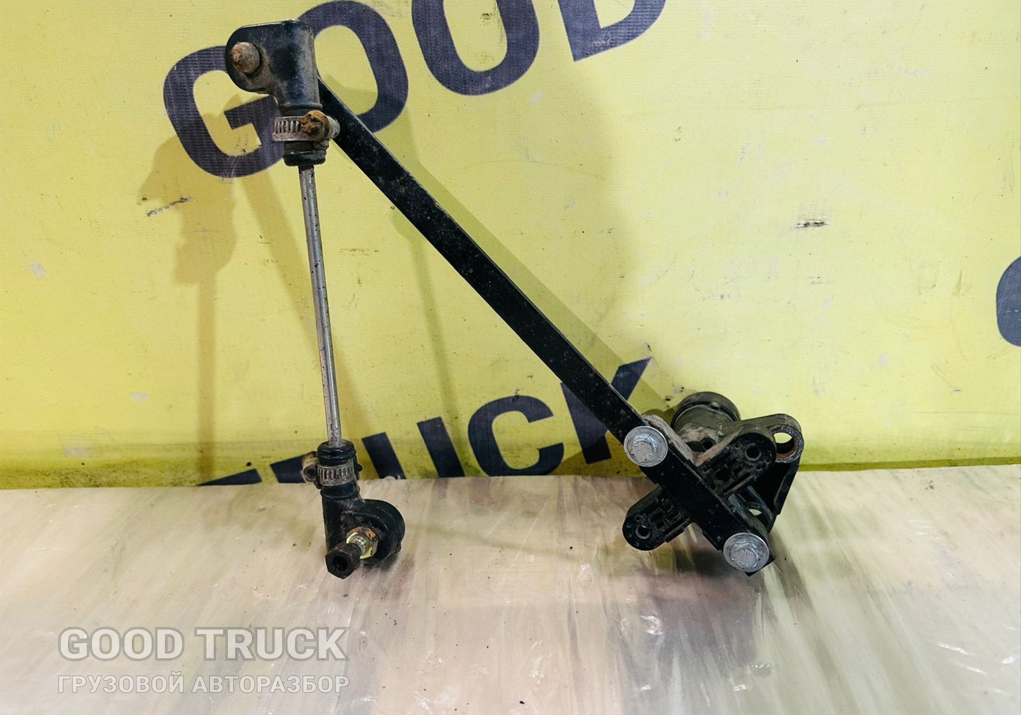 81259370040 Кран уровня пола для Man TGL