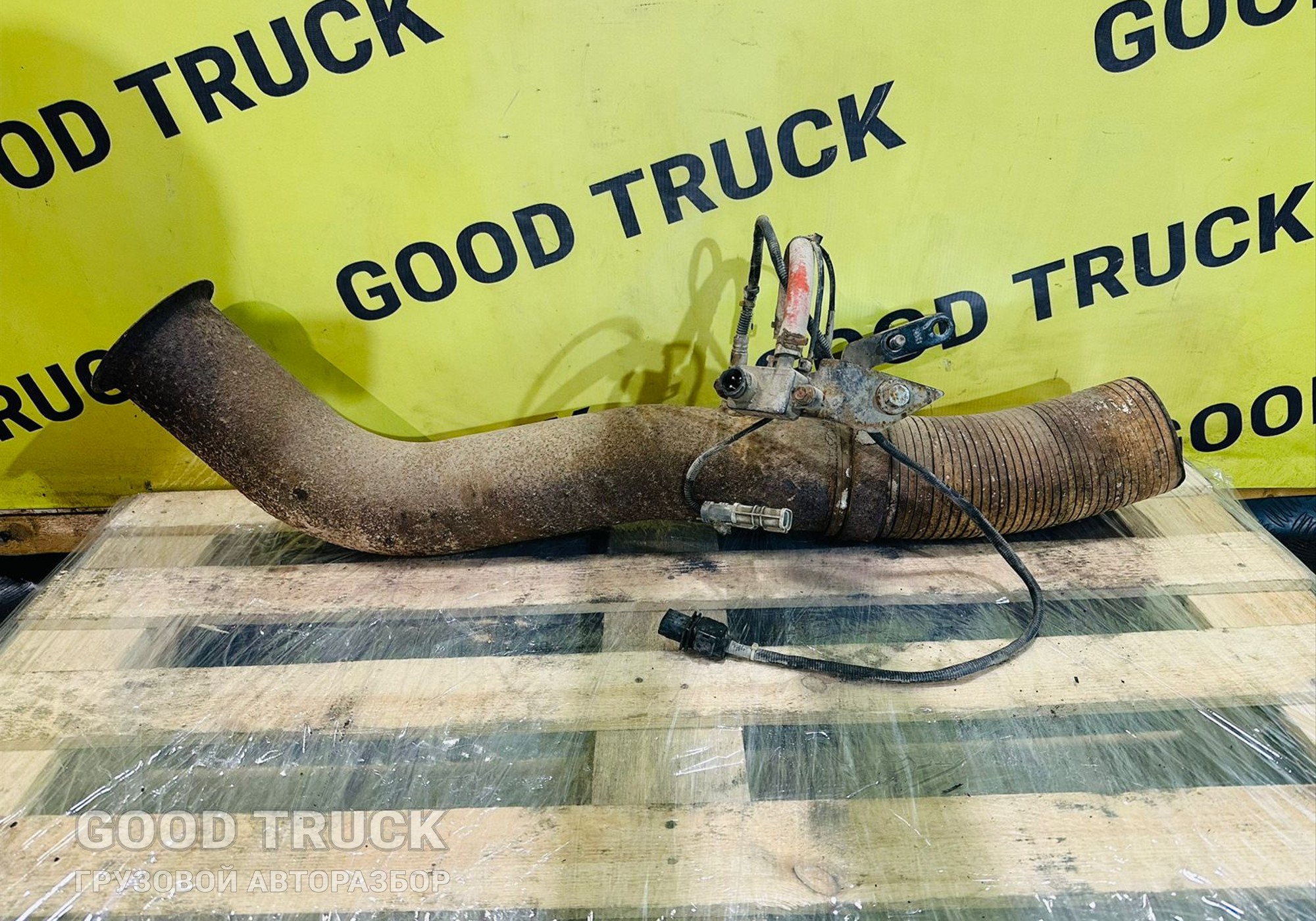 51152015225 Приемная труба глушителя для Man TGS I (с 2007)