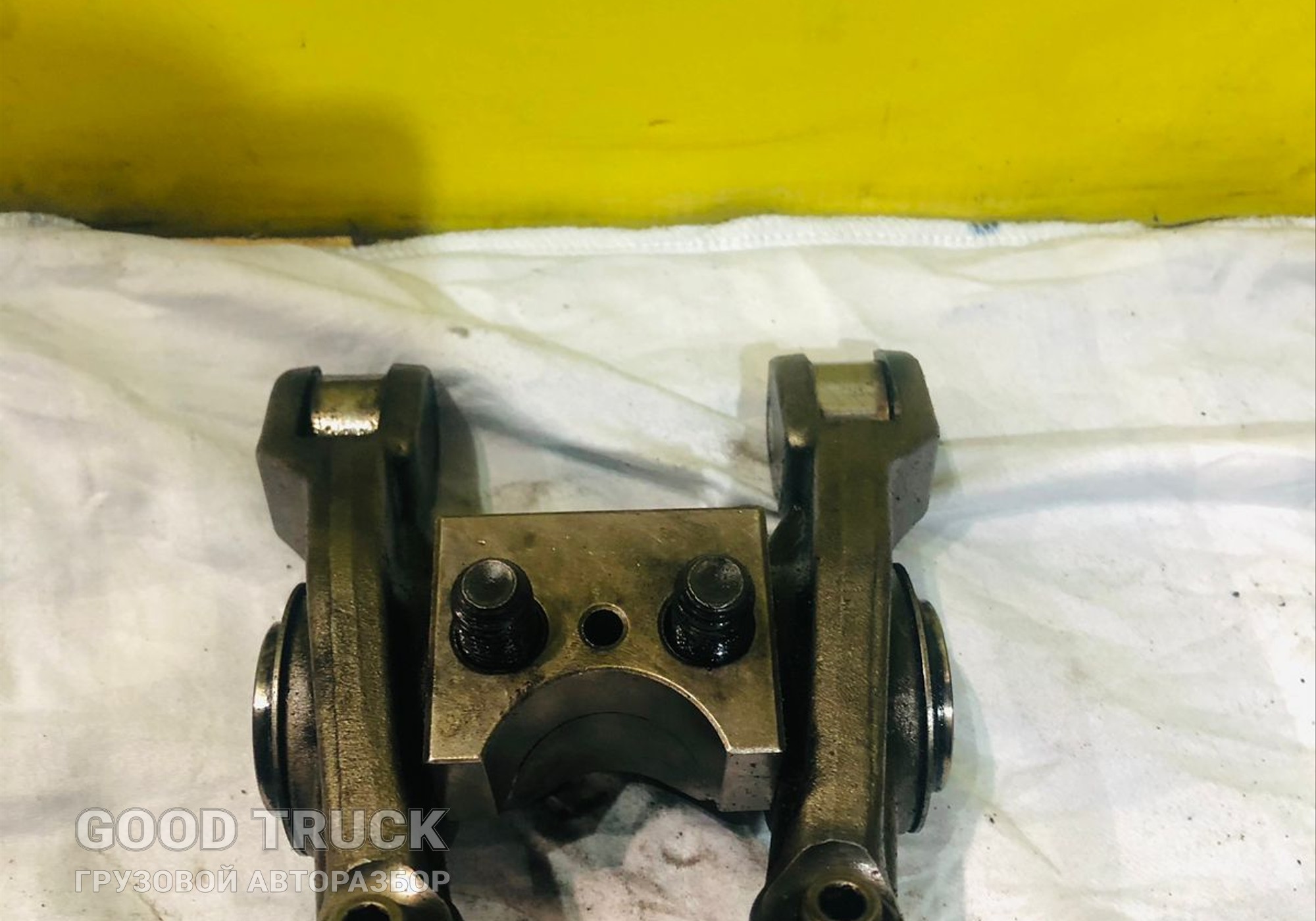 51042006029 Ось рокеров в сборе двигателя D2066 для Man